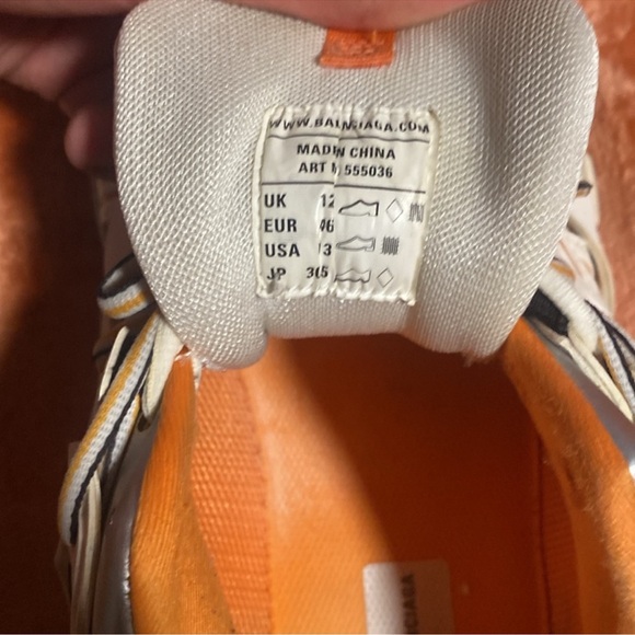 Balenciaga track led lighting - Picture 6 of 11